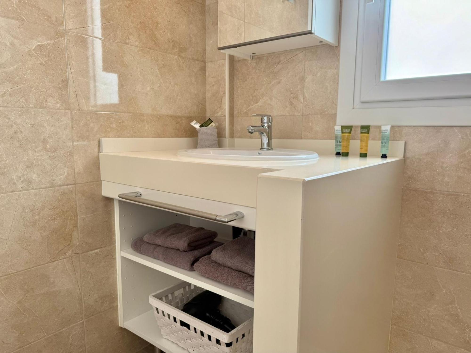 Blanco 35 By Sunhousescanarias El Tablero  Bagian luar foto